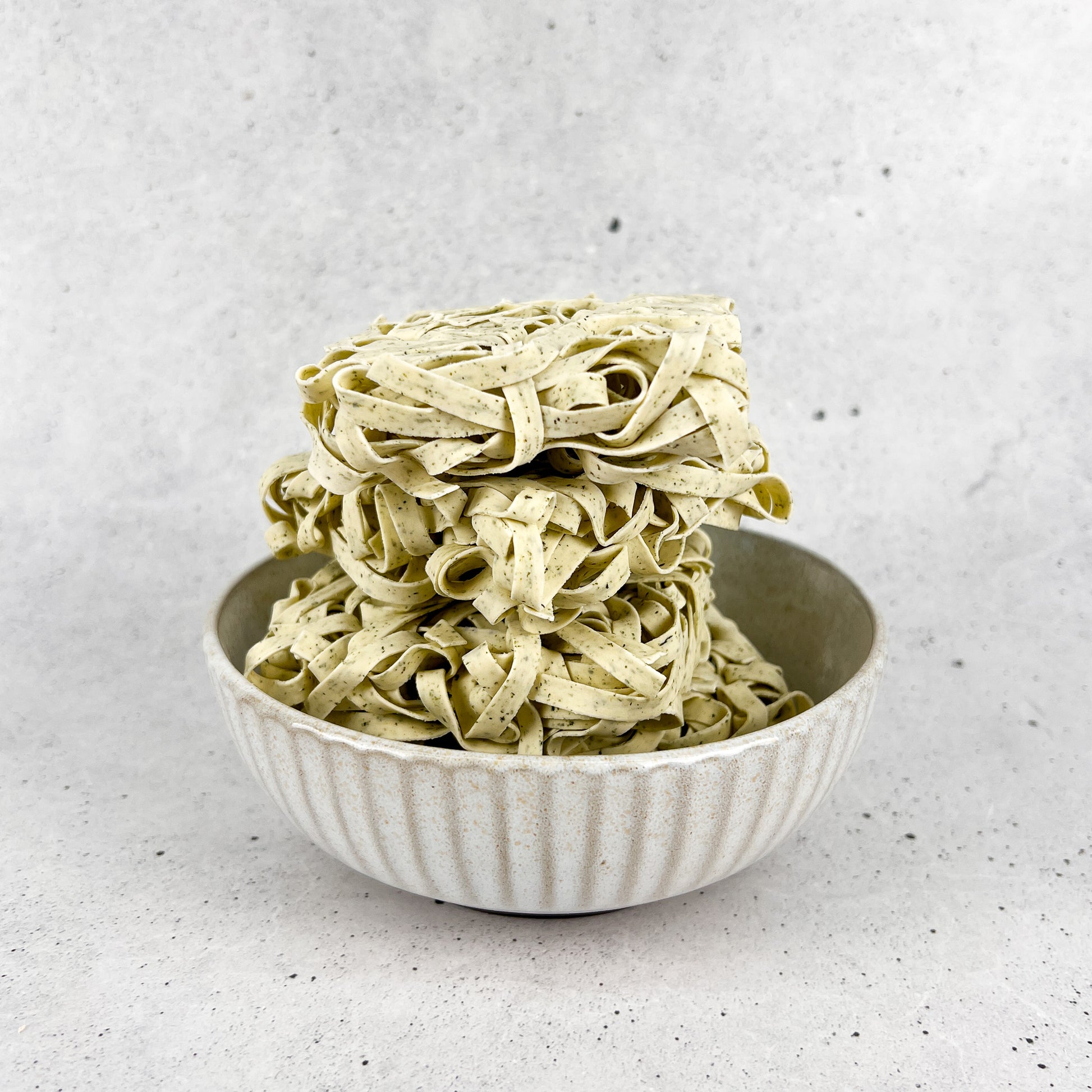 Flat Seaweed Noodles